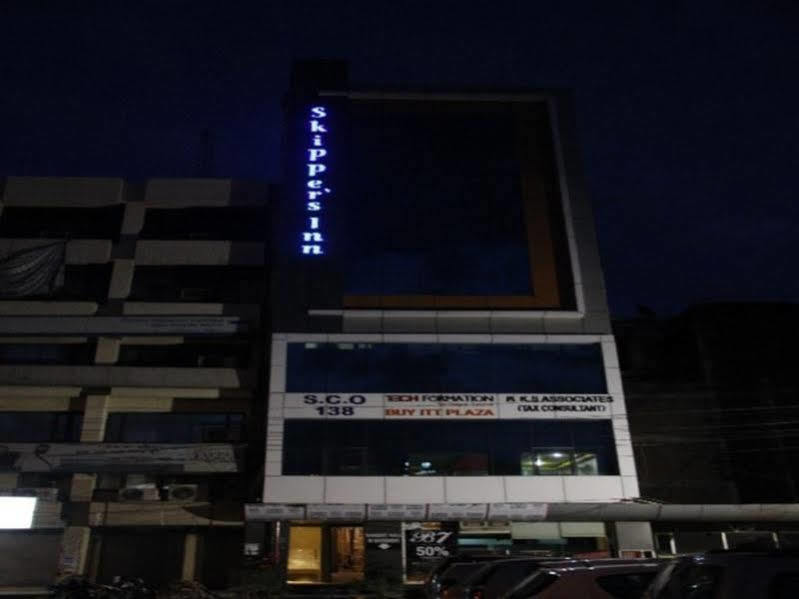 Oyo 5478 Skippers Inn Ludhiana Exterior foto
